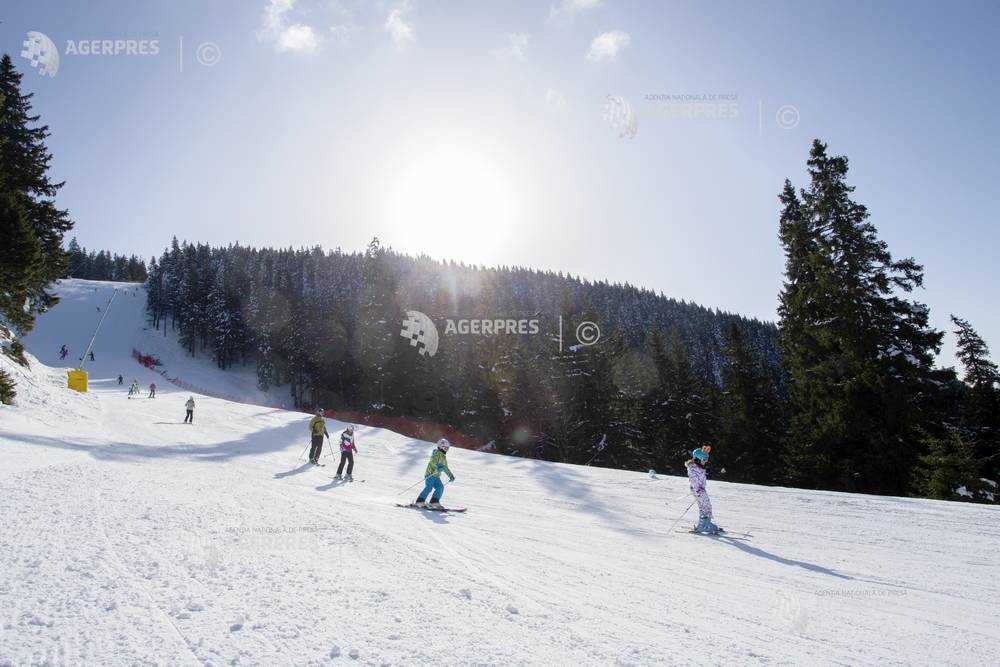 Braşov: Au început pregătirile pentru sezonul de schi în Poiană; tarifele vor fi la nivelul celor de anul trecut
