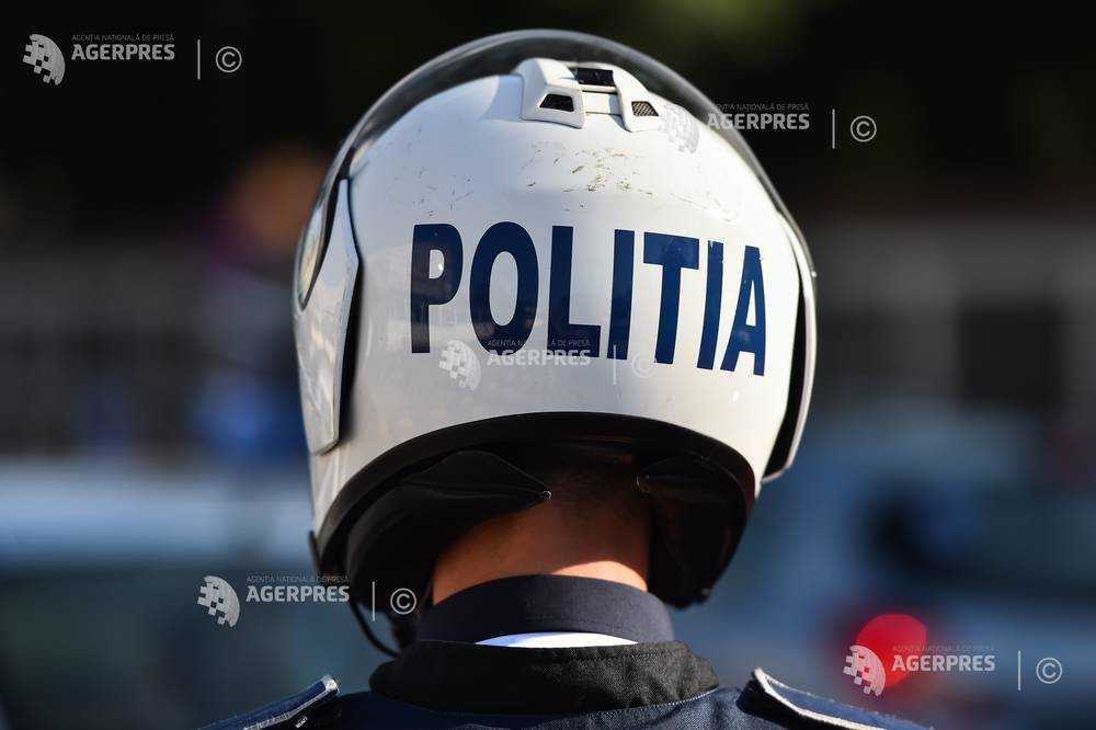 UPDATE Tulcea: Adolescentele gemene plecate de acasă voluntar au fost găsite de poliţişti